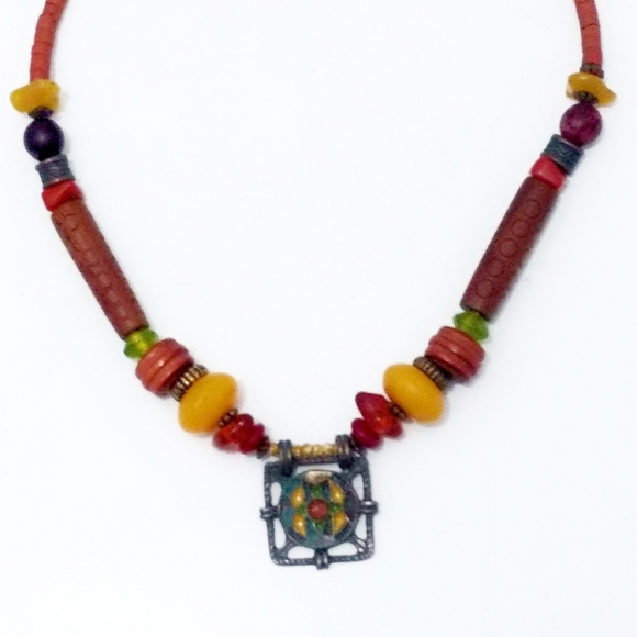 Vintage Jewelry - Vintage Robert Rose Early Plastic Amber Necklace